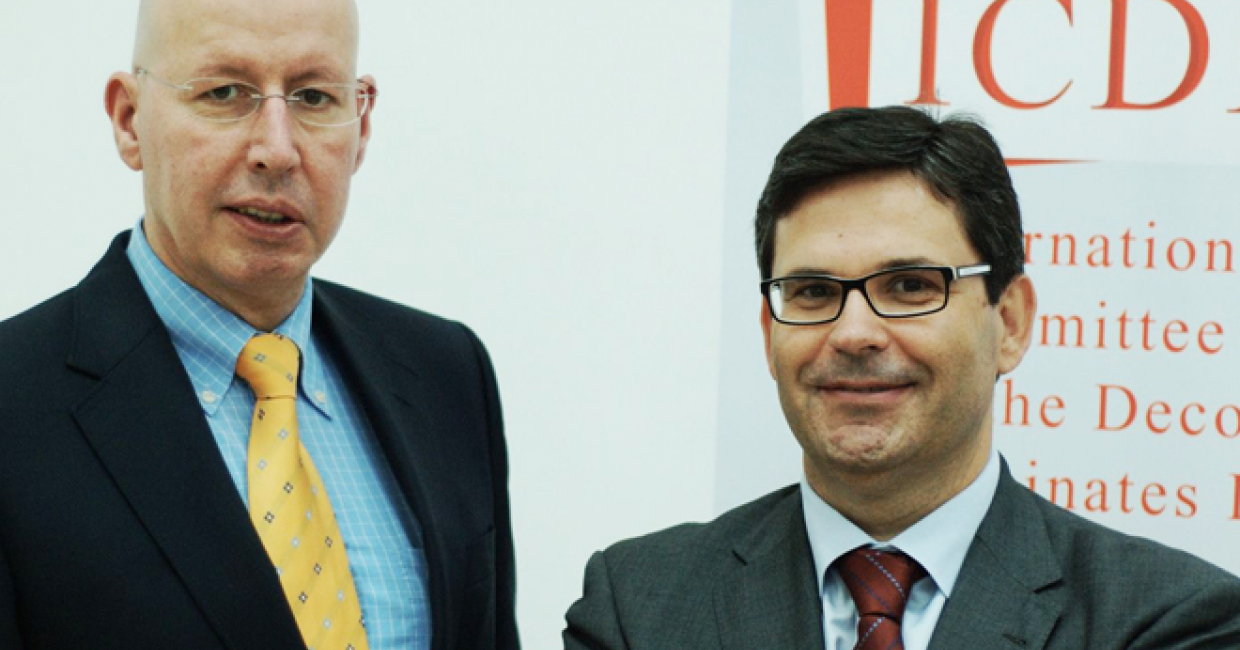 Carlos Cruz, right, has been re-elected as president of the ICDLI – pictured here with Ralf Olsen, general secretary ICDLI