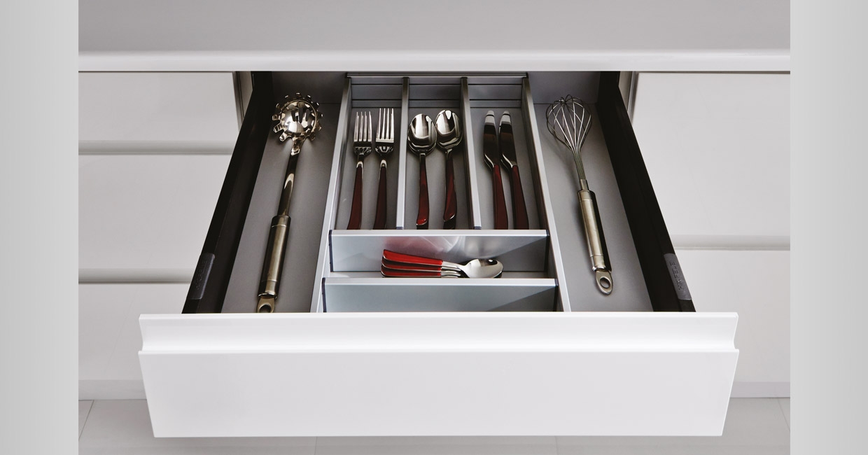 Häfele UK launches universal drawer range to market
