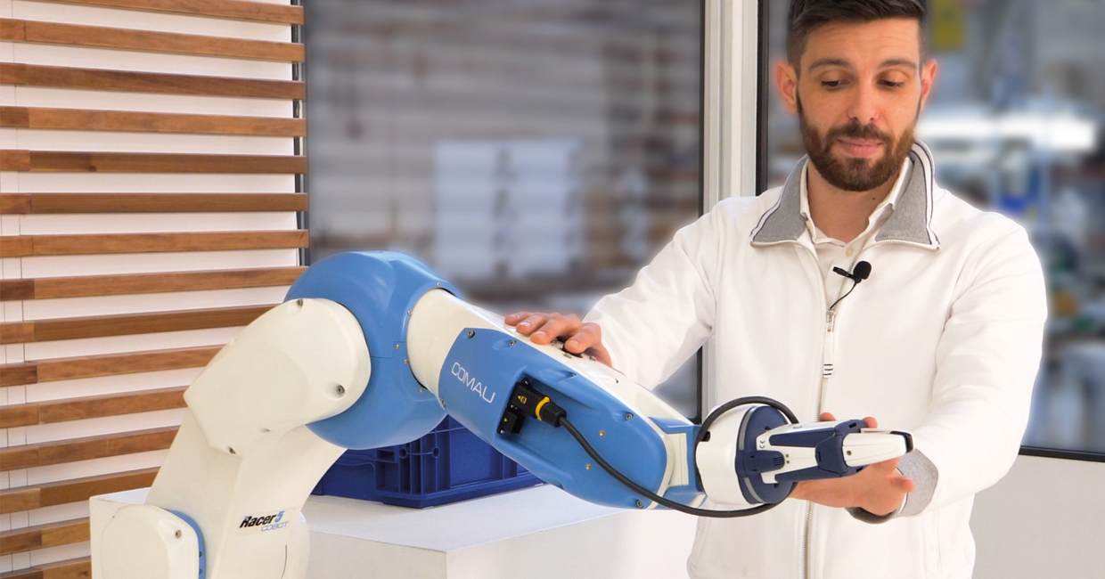 Comau’s new Racer-5 COBOT