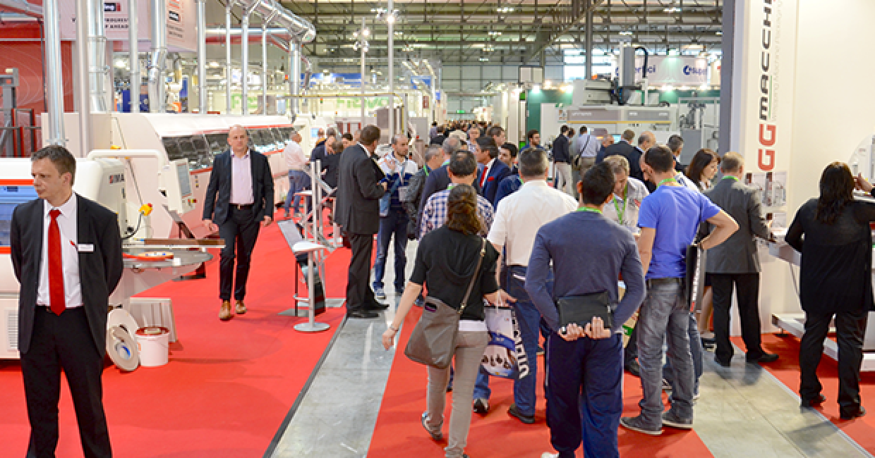 Happy families once more! The Italian woodworking machinery industry will put on a good show this year.